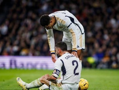 在线体育关于夏洛特黄蜂迎欧冠关键赛；集结日伤情更新；话题不断；赛季目标并未改变的信息