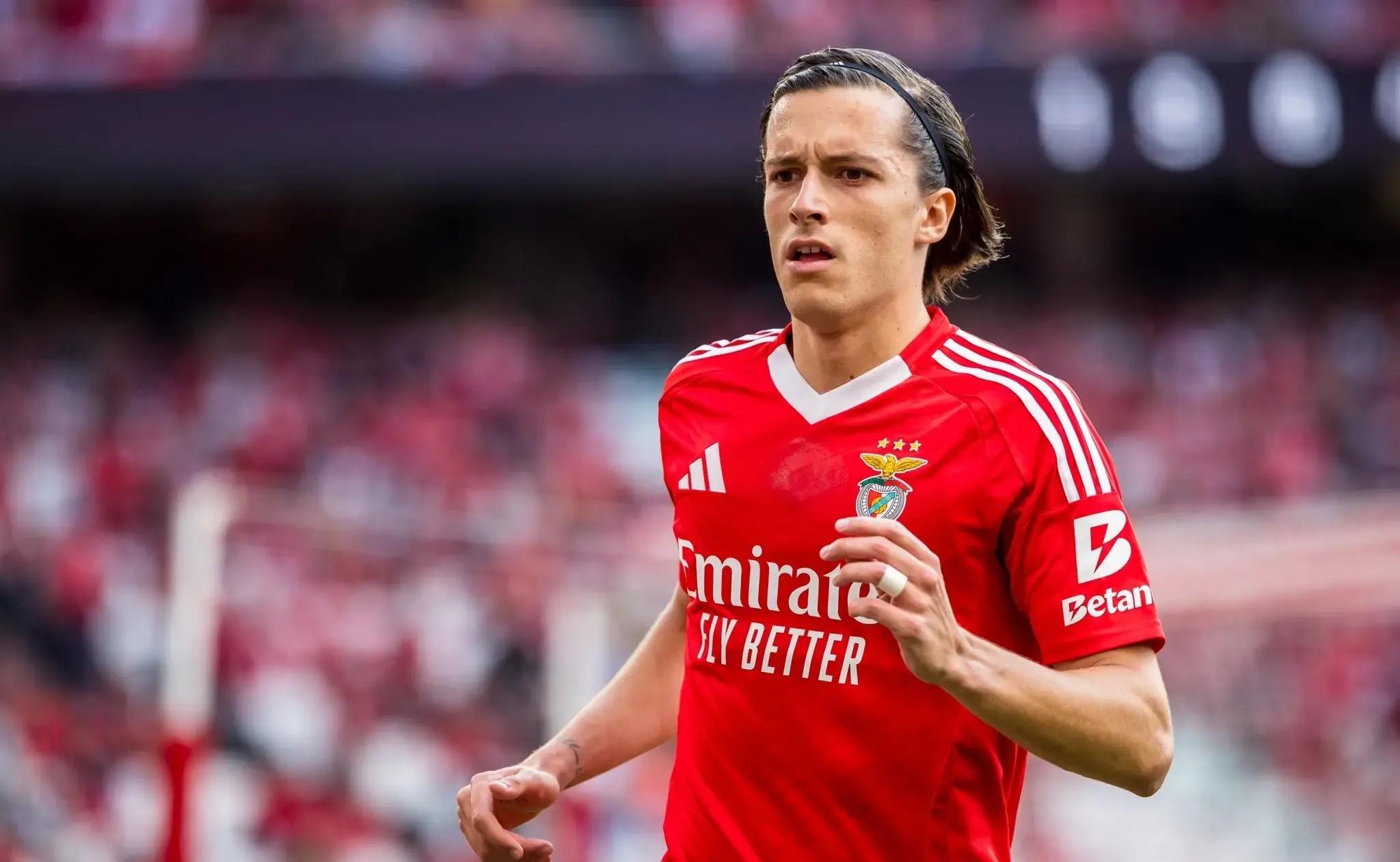 关于多特蒙德迎葡超关键赛,关键时刻复出首秀,引发热议,年轻球员得到机会的信息 关于多特蒙德迎葡超关键赛,关键时刻复出首秀,引发热议,年轻球员得到机会的信息